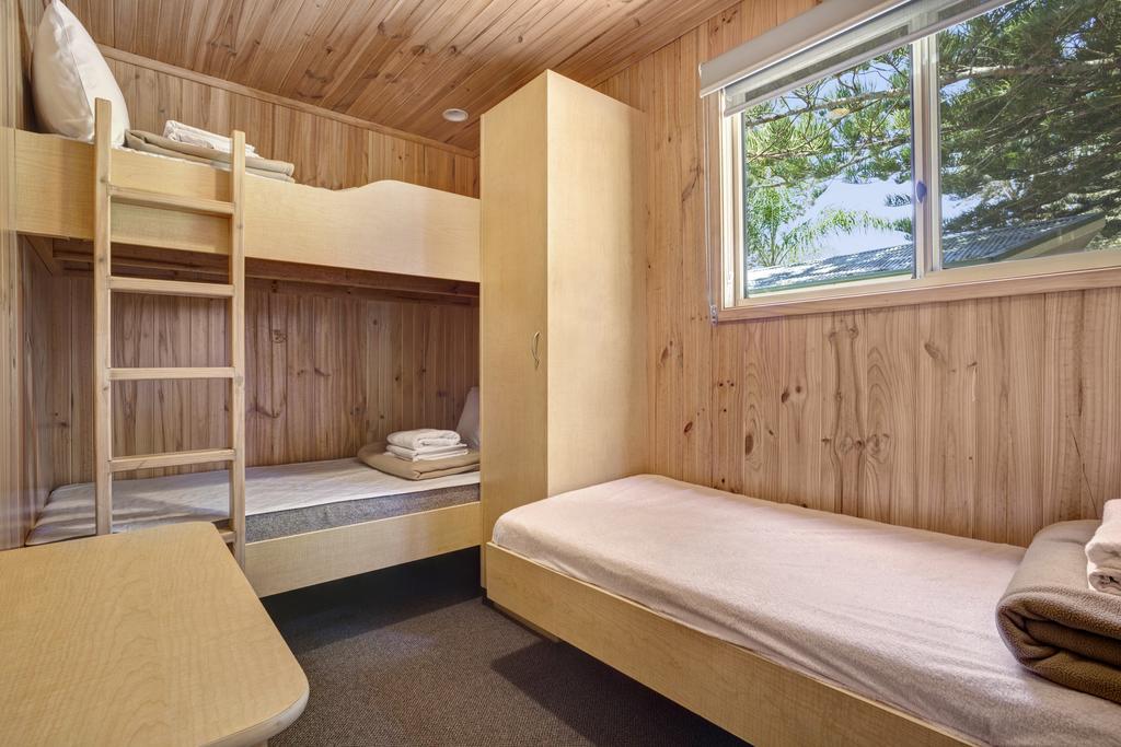 Seven Mile Beach Holiday Park جيروا الغرفة الصورة